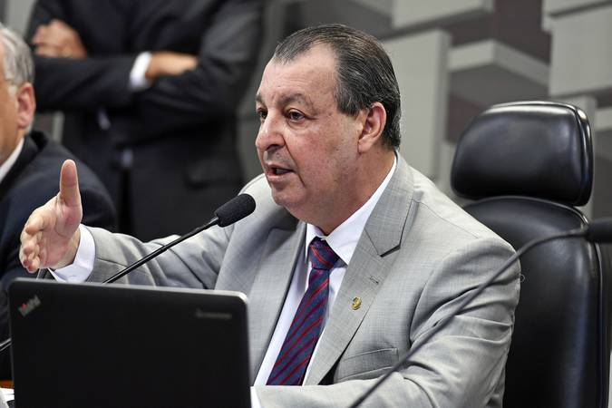 Eleito, Omar Aziz projeta concursos Segurança AM; veja órgãos!