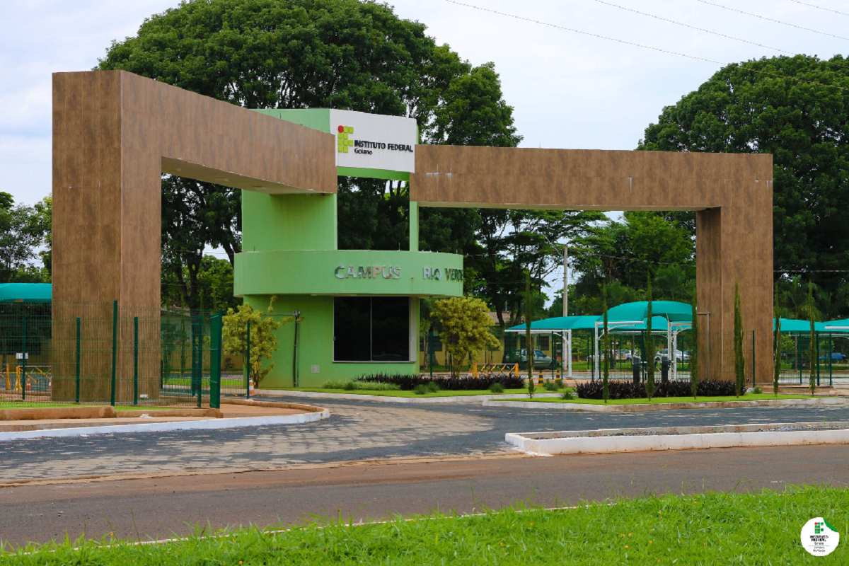 Pórtico de entrada do câmpus Rio Verde, do IF Goiano (Foto: Divulgação)