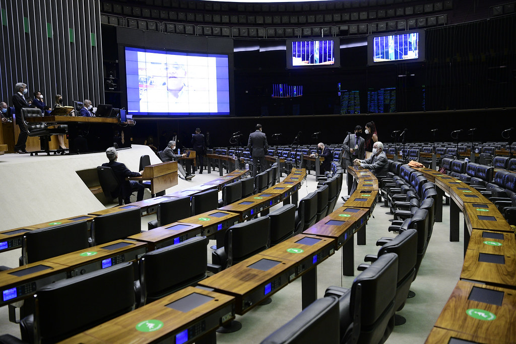 Concurso PRF: PEC da Segurança é aprovada e vai a plenário