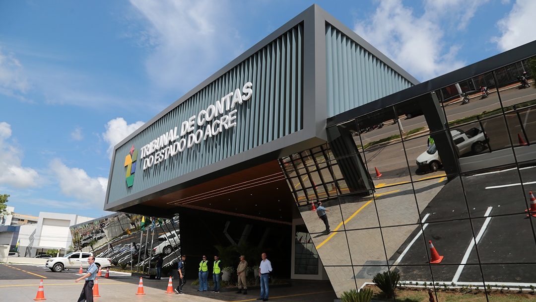 Concurso TCE AC tem edital publicado para auditor; R$39 mil