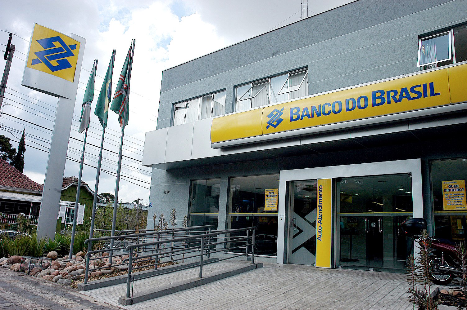 Como Trabalhar No Banco Do Brasil Veja Como Conseguir Uma Vaga Folha 